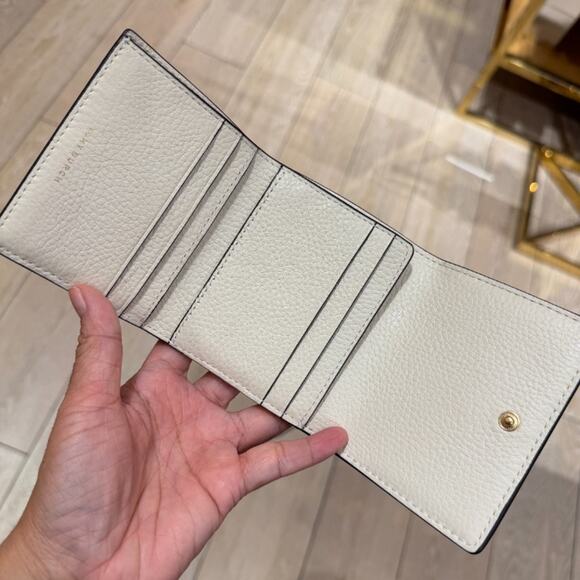 NWT Tory Burch Britten Compact Wallet 159431 In New Ivory - Picture 4 of 6